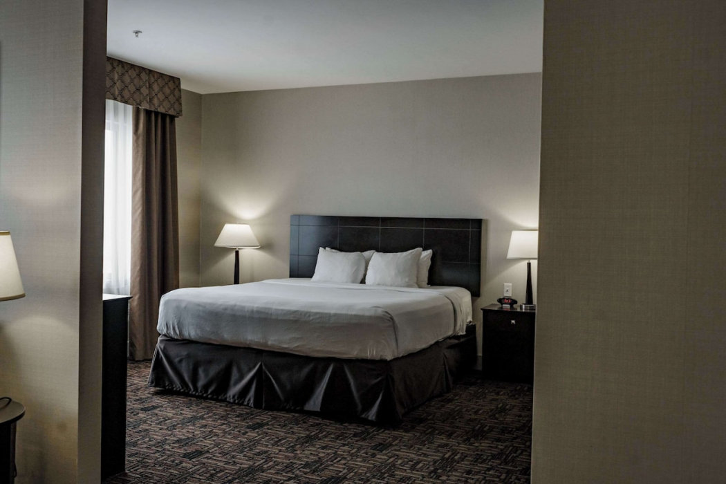 Radisson Hotel Edmonton Airport 5/26