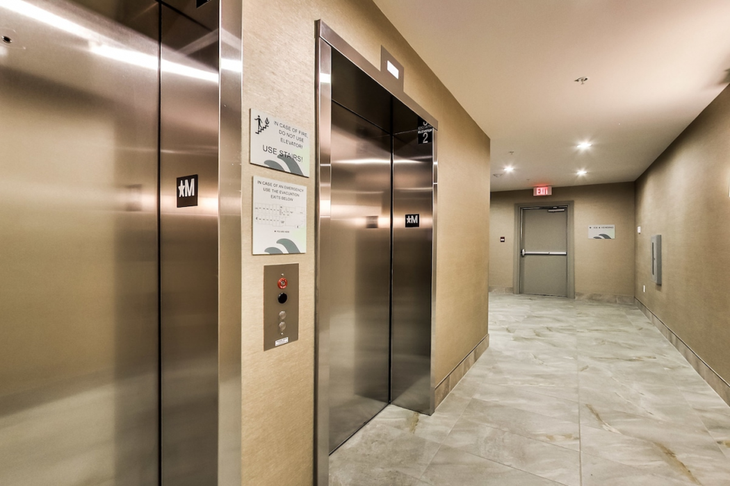 Radisson Hotel Edmonton Airport 25/26