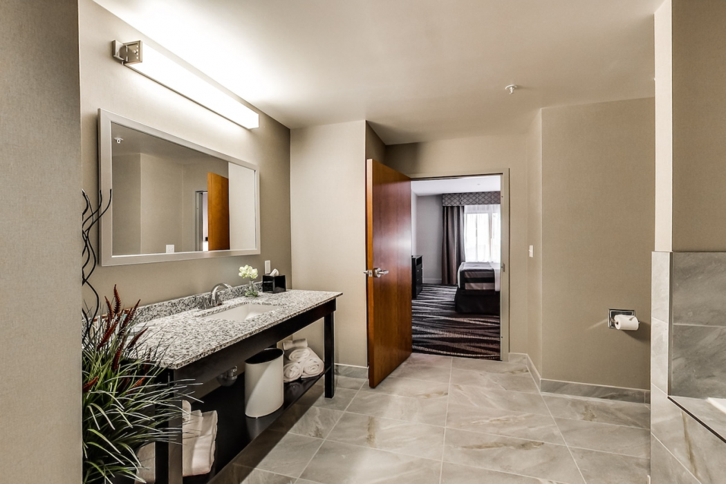 Radisson Hotel Edmonton Airport 14/26