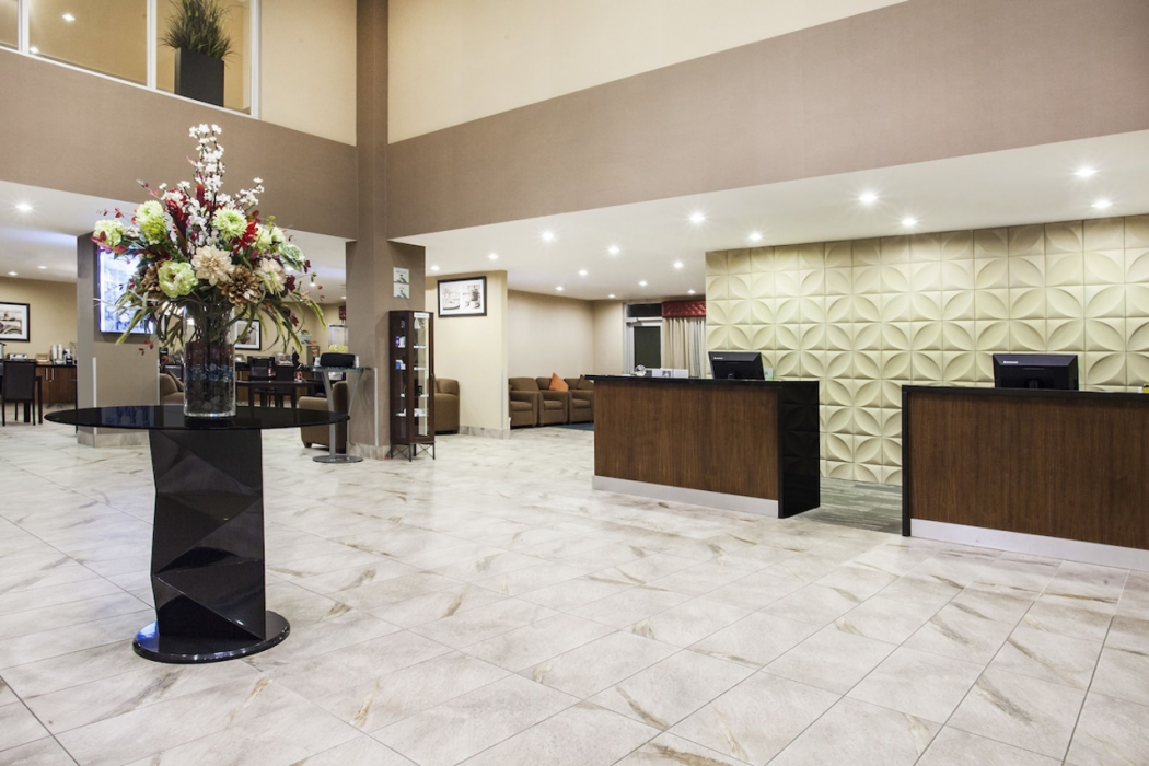 Radisson Hotel Edmonton Airport 2/26