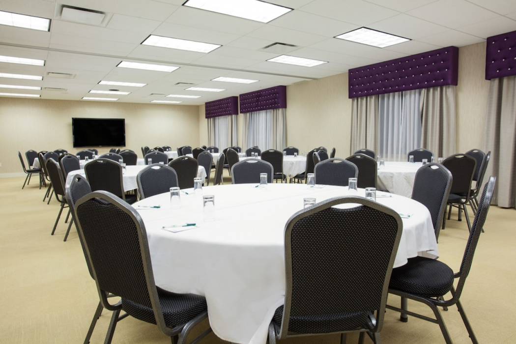 Radisson Hotel Edmonton Airport 20/26