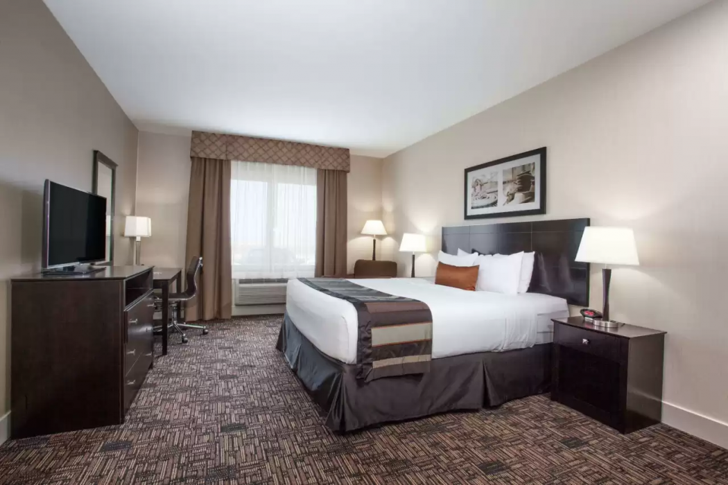 Radisson Hotel Edmonton Airport 6/26