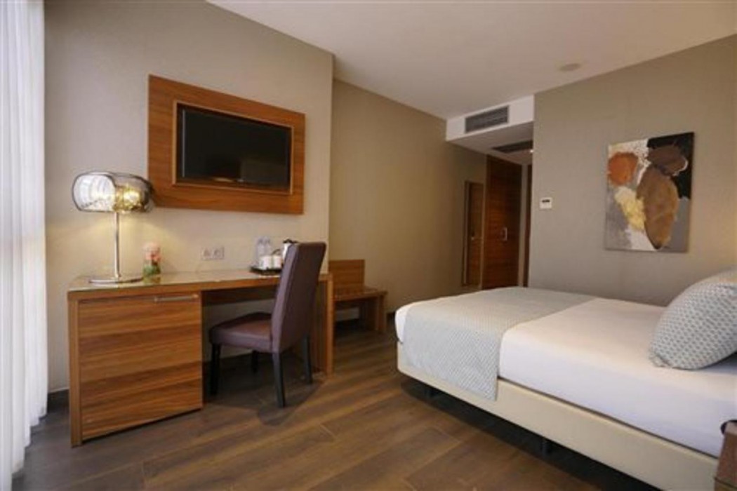 Room at Az Hotel Kouba, ALGIERS