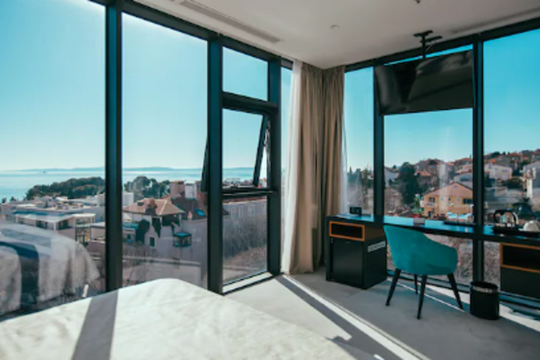 Marvie Hotel & Health 40/68