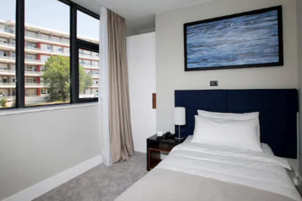 Marvie Hotel & Health 11/68