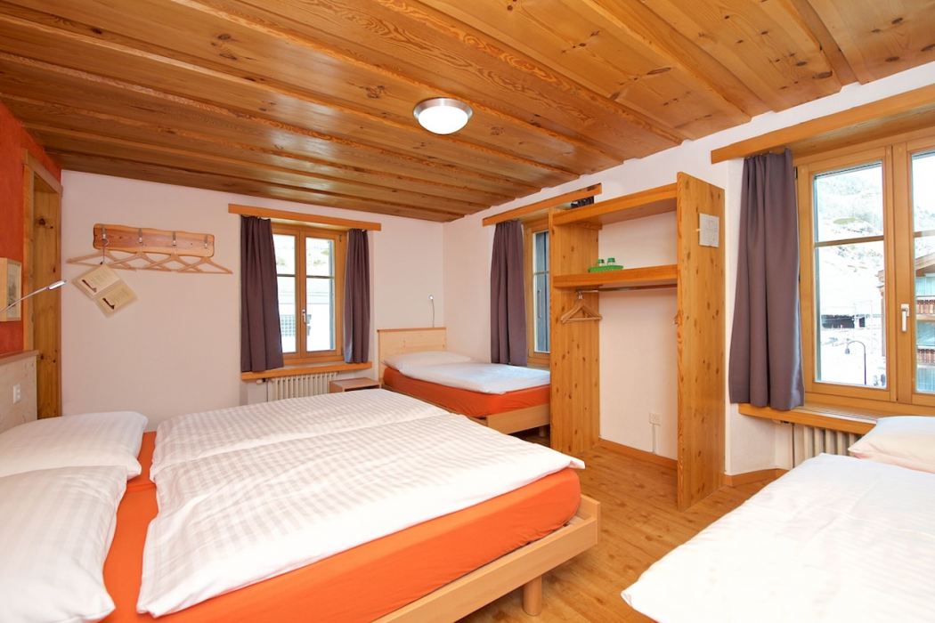 Hotel Bahnhof 6/14