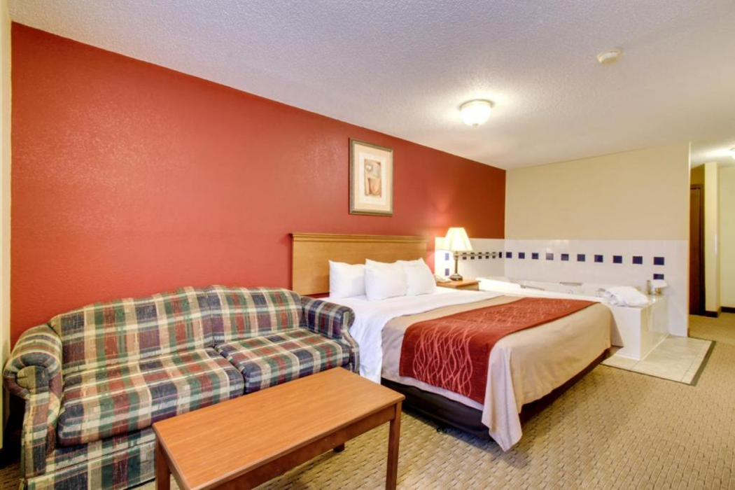 Baymont by Wyndham Fort Dodge 5/21