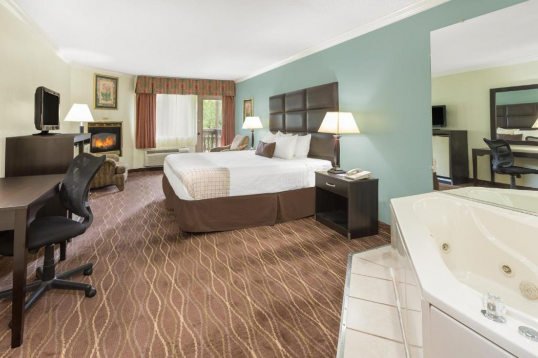 Baymont by Wyndham Helen 5/22