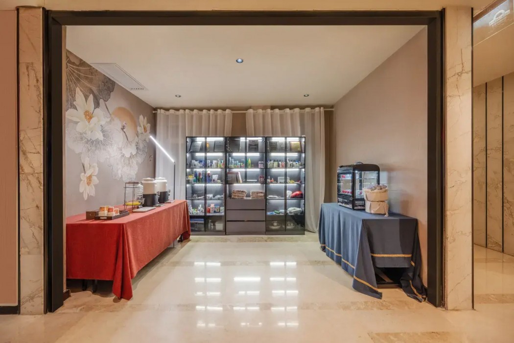 Days Hotel by Wyndham Guilin 34/42