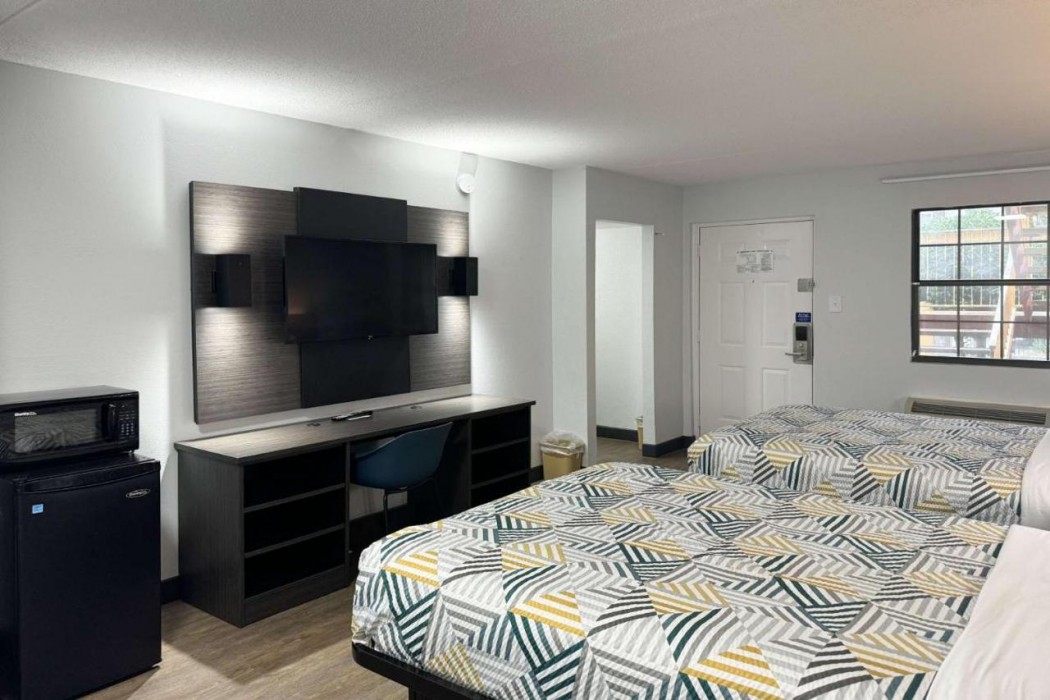 Motel6 Huntsville, AL - University Dr 9/26