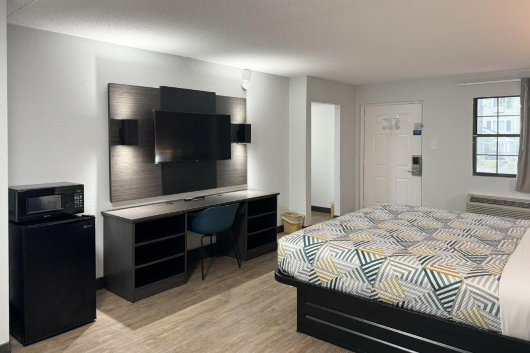 Motel6 Huntsville, AL - University Dr 14/26