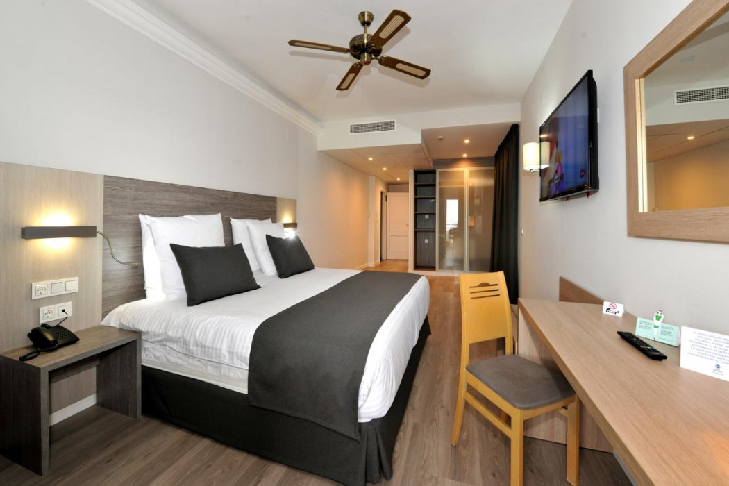 Hotel Salobrena Suites 6/34