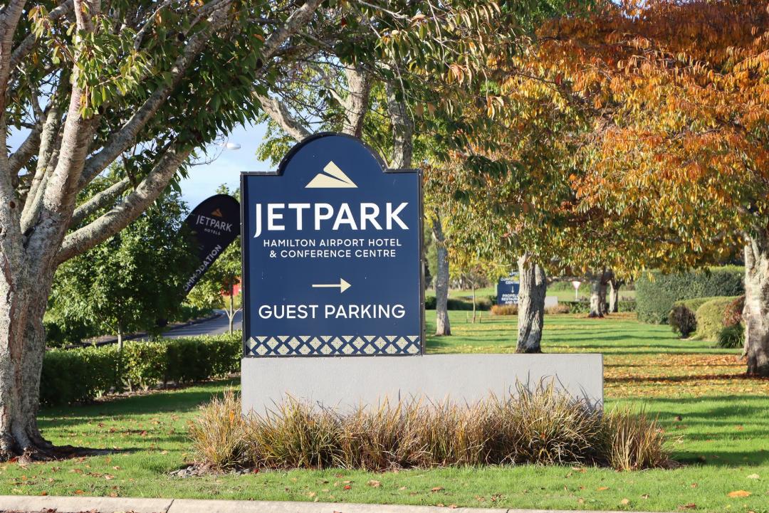 JetPark Hamilton Airport in Ohaupo