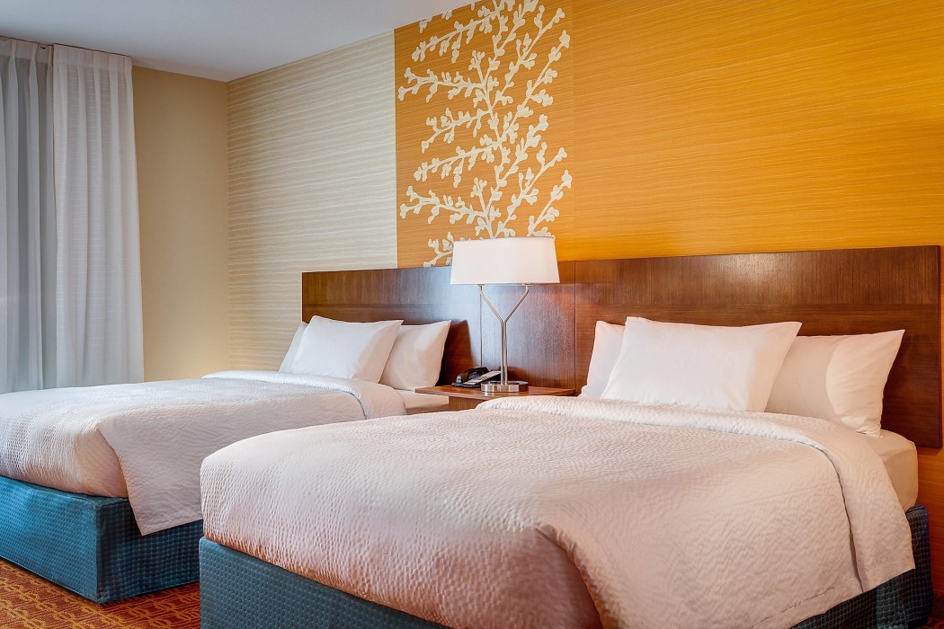 Fairfield Inn And Suites By Marriott Lincoln Airport 16/45