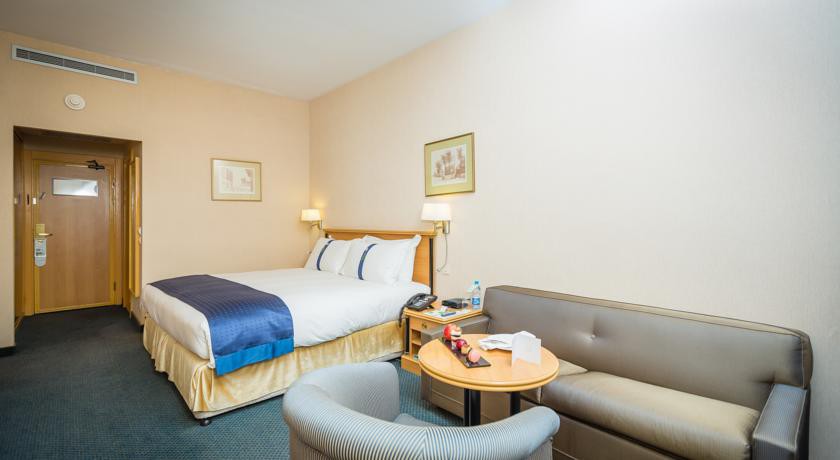 هوليداي إن ينبع(Holiday Inn Yanbu) 11/57