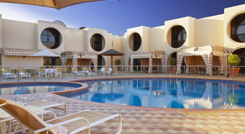 هوليداي إن ينبع(Holiday Inn Yanbu) 16/57