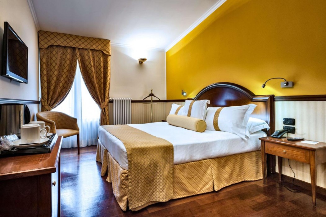 Worldhotel Casati 18 16/63
