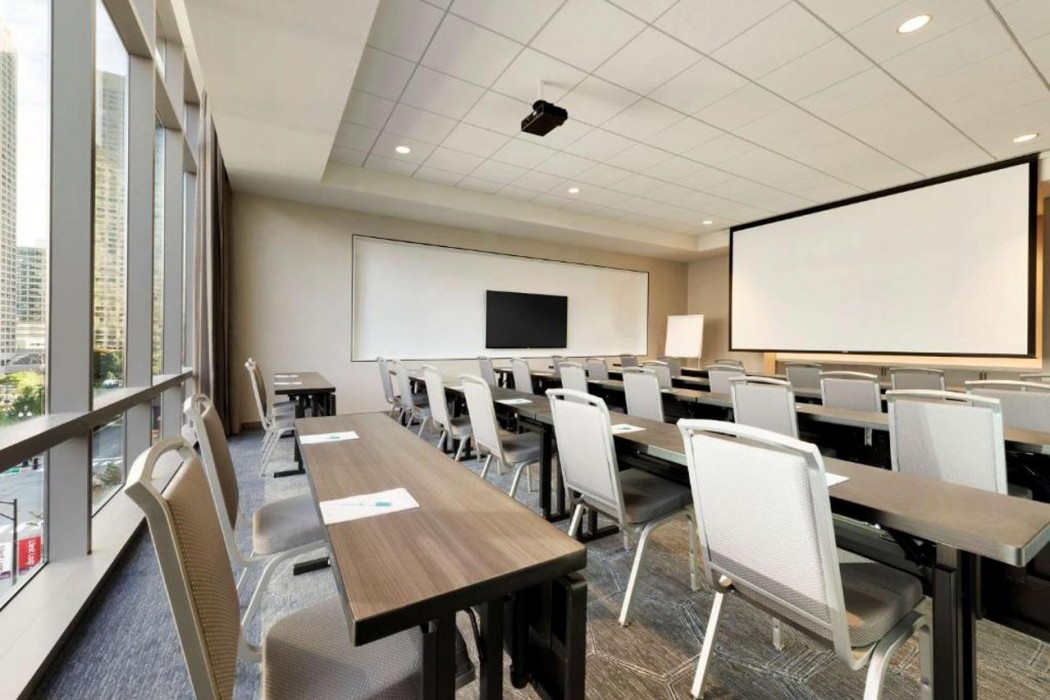 Hampton Inn Chicago West Loop Fulton Market Area 13/49