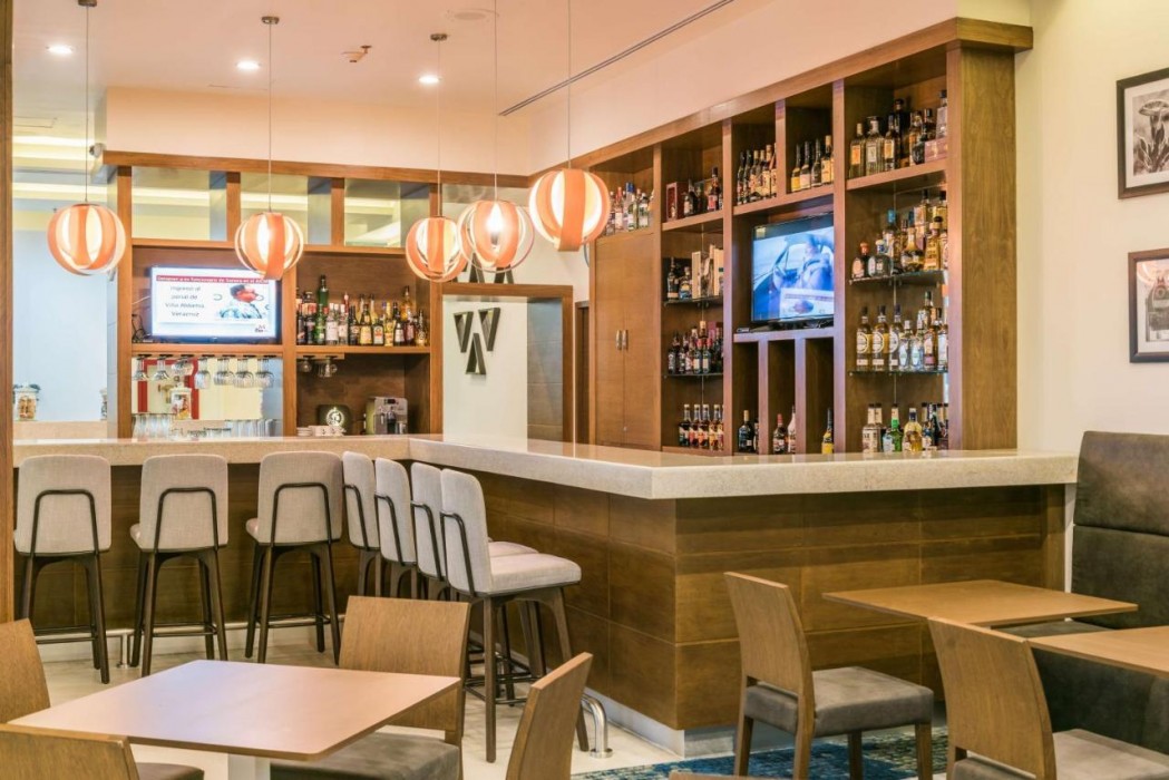 Hampton Inn Suites By Hilton Salamanca Bajio 25/59