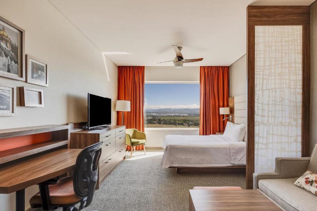 Fiesta Inn Suites Aeropuerto del Bajio Silao 12/62