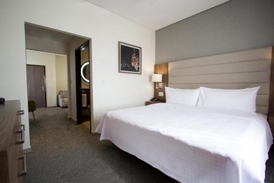 Fiesta Inn Suites Aeropuerto del Bajio Silao 10/62