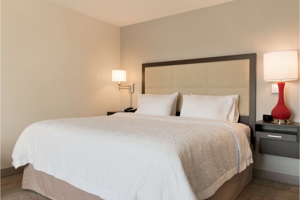 Hampton Inn & Suites Kenosha Pleasant Prairie 9/44