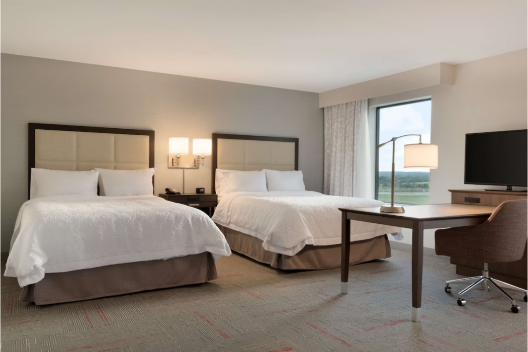 Hampton Inn & Suites Kenosha Pleasant Prairie 11/44