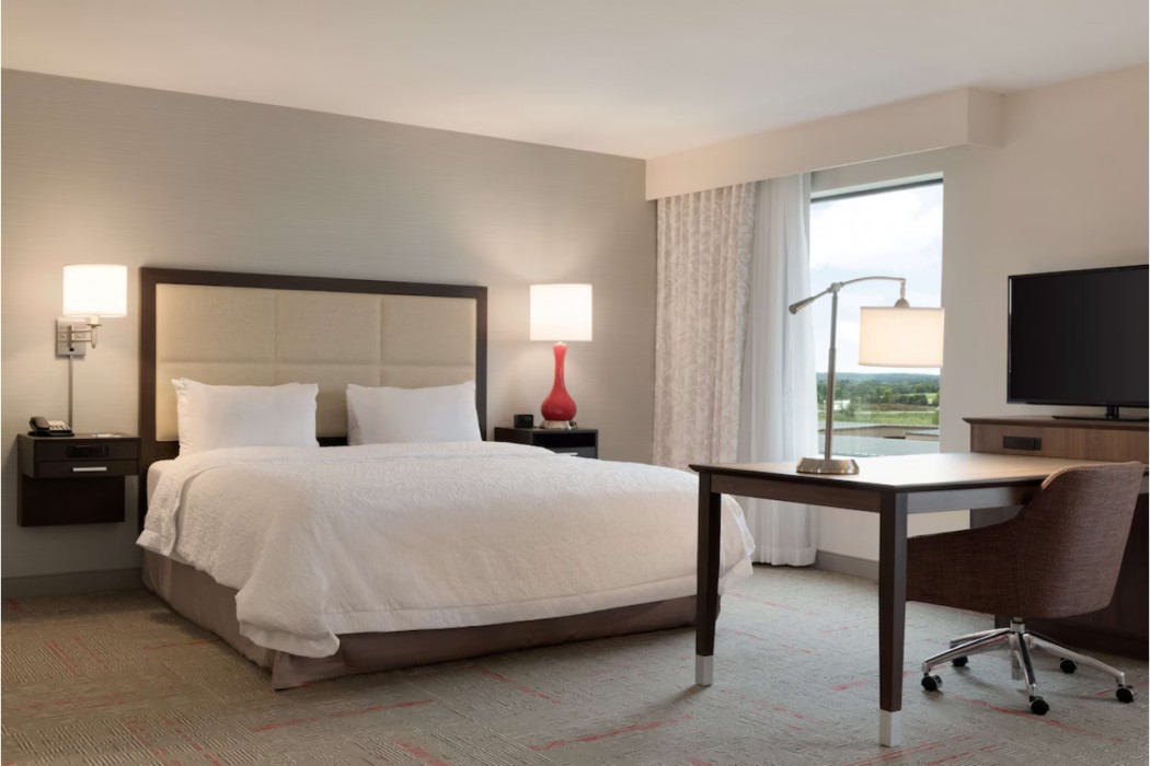 Hampton Inn & Suites Kenosha Pleasant Prairie 10/44