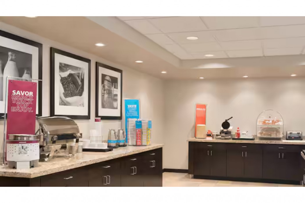 Hampton Inn & Suites Kenosha Pleasant Prairie 28/44