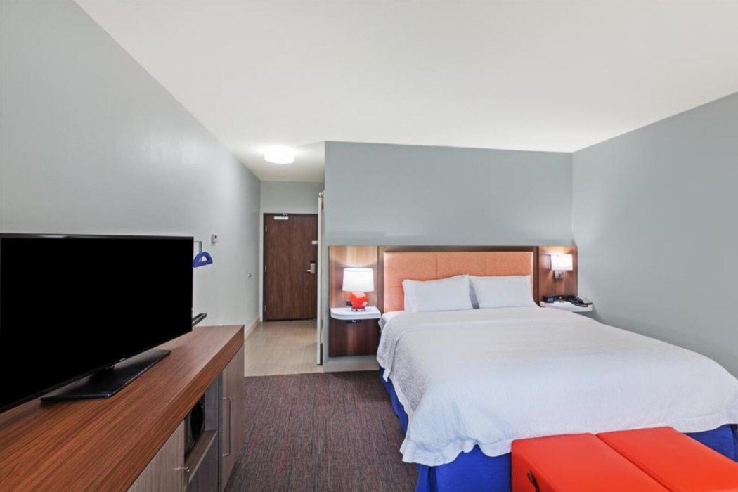 Hampton Inn Ozona 12/21