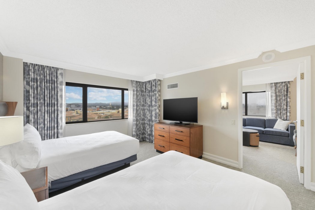 Embassy Suites by Hilton Anaheim Orange 14/61