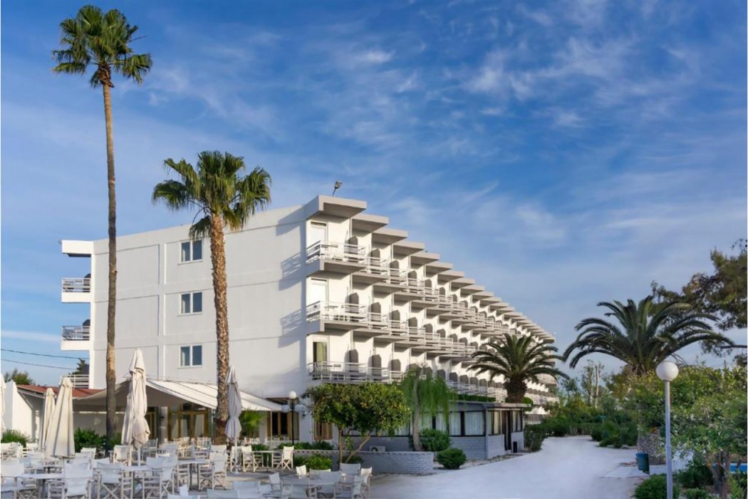 The Grove Seaside Hotel 2/66