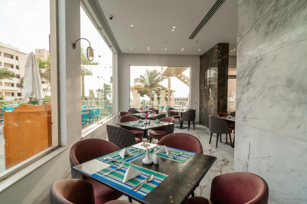 King Tut Aqua Beach Resort 31/83