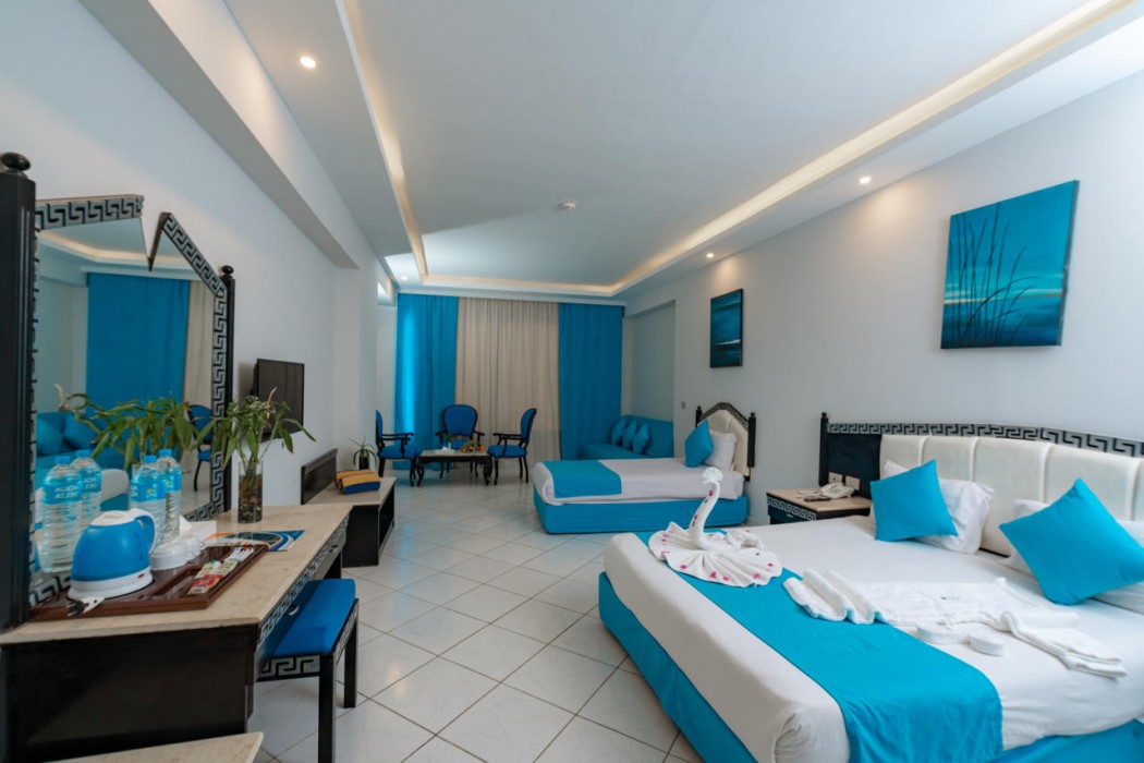 King Tut Aqua Beach Resort 38/83