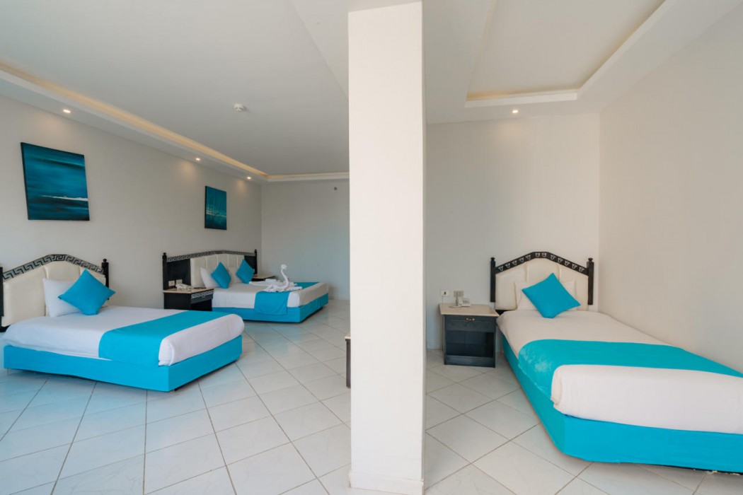 King Tut Aqua Beach Resort 35/83