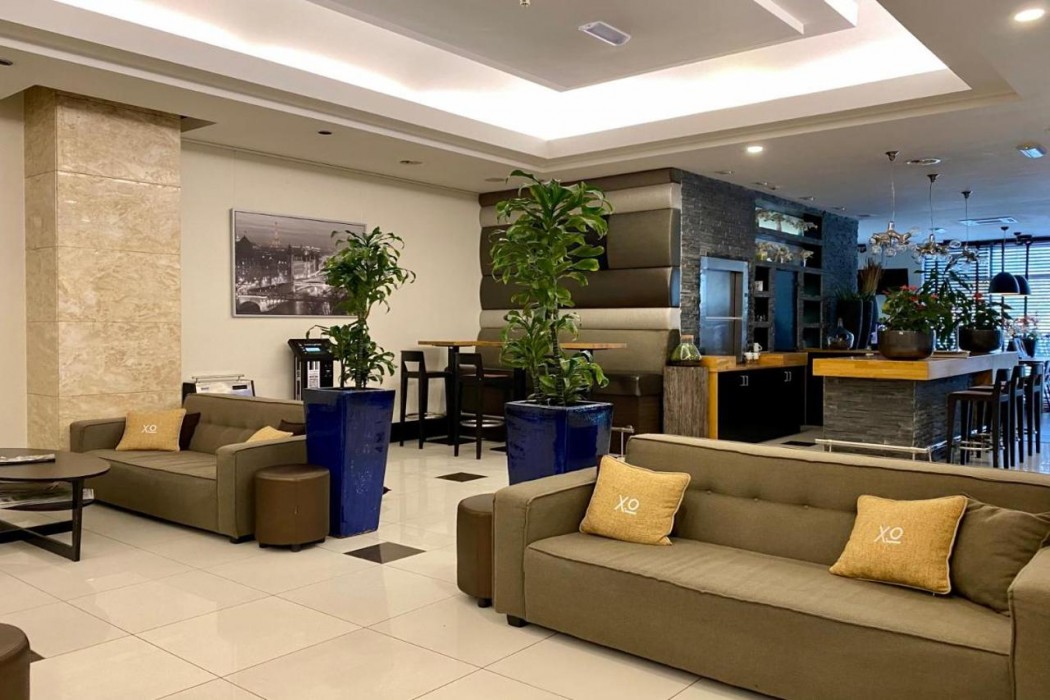 Xo Hotels Blue Tower 8/64