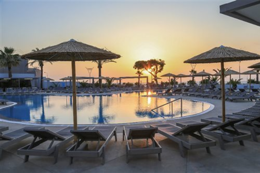 Akti Imperial Hotel & Convention Center Dolce by Wyndham 40/67