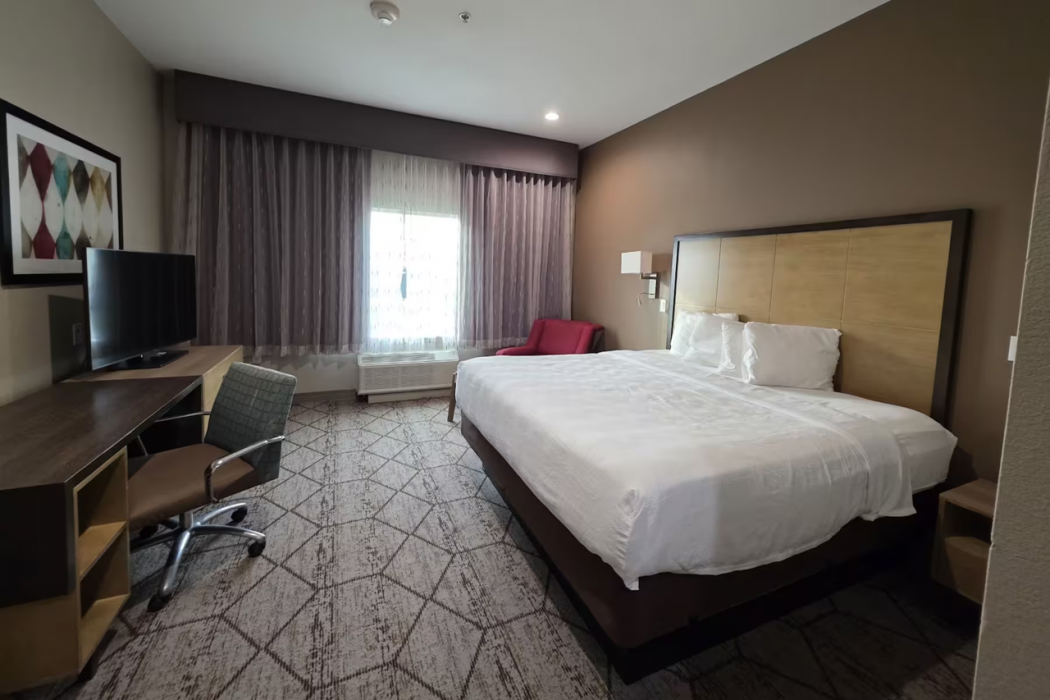 Hawthorn Extended Stay by Wyndham Corpus Christi I-37 NW 4/10