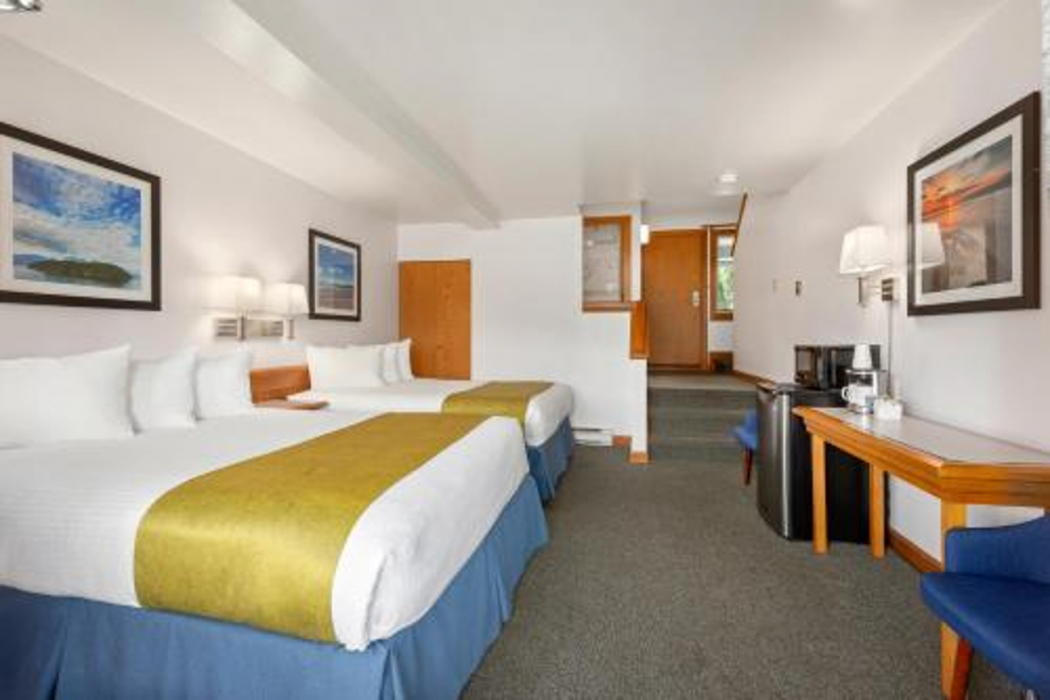Canadian Princess Lodge 10/35