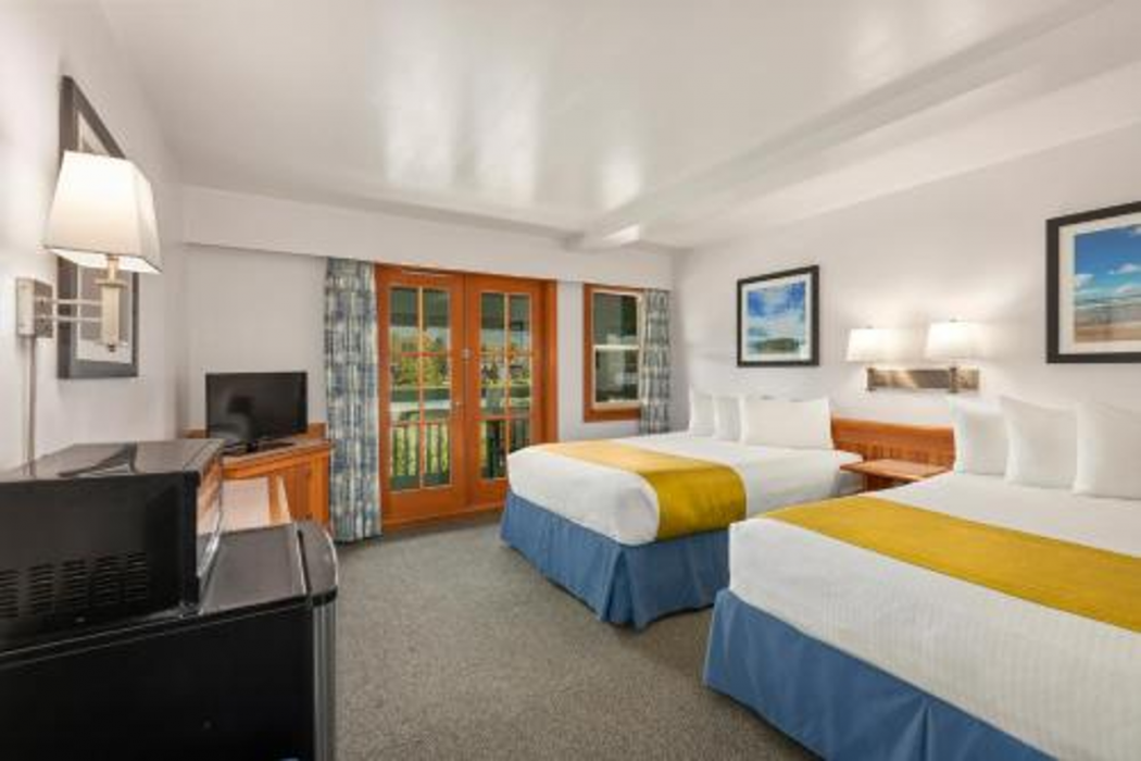 Canadian Princess Lodge 13/35
