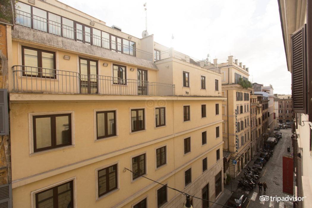 AZZURRA HOTEL 1/25