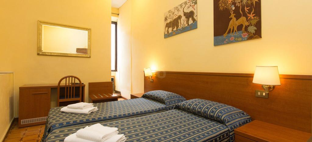 AZZURRA HOTEL 8/25