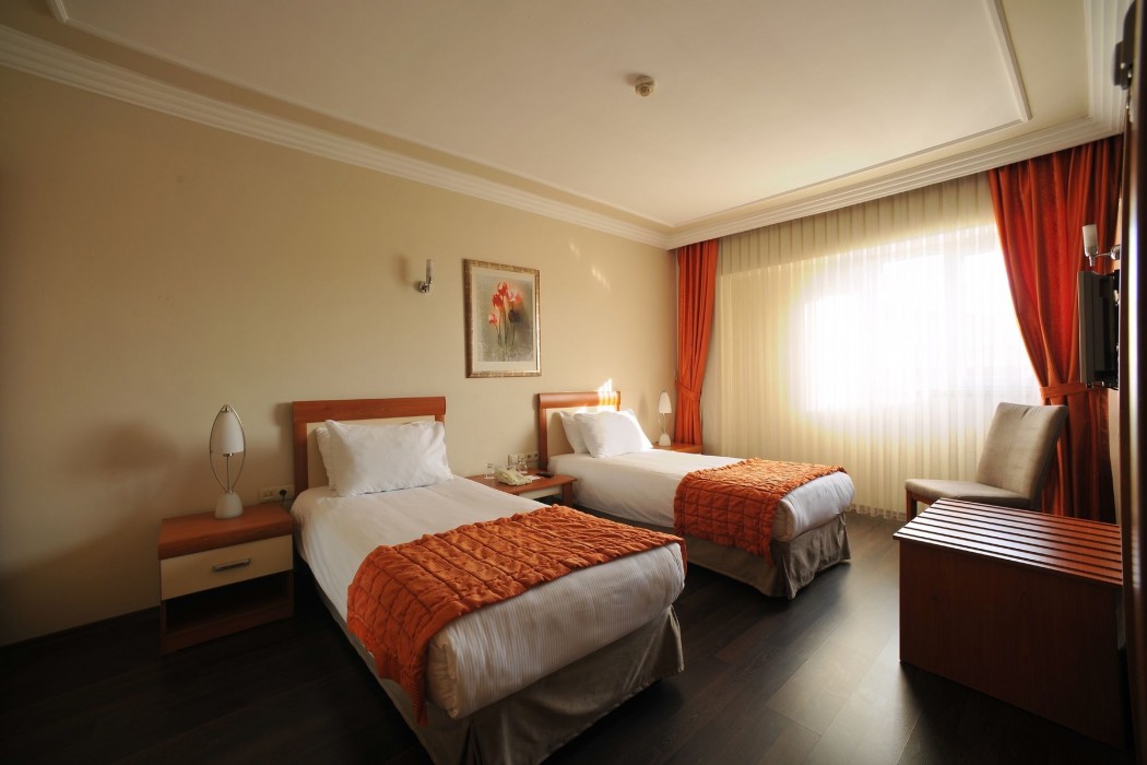 EMIN KOCAK HOTEL 24/75