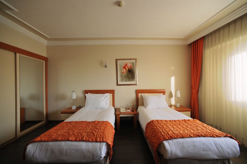 EMIN KOCAK HOTEL 35/75