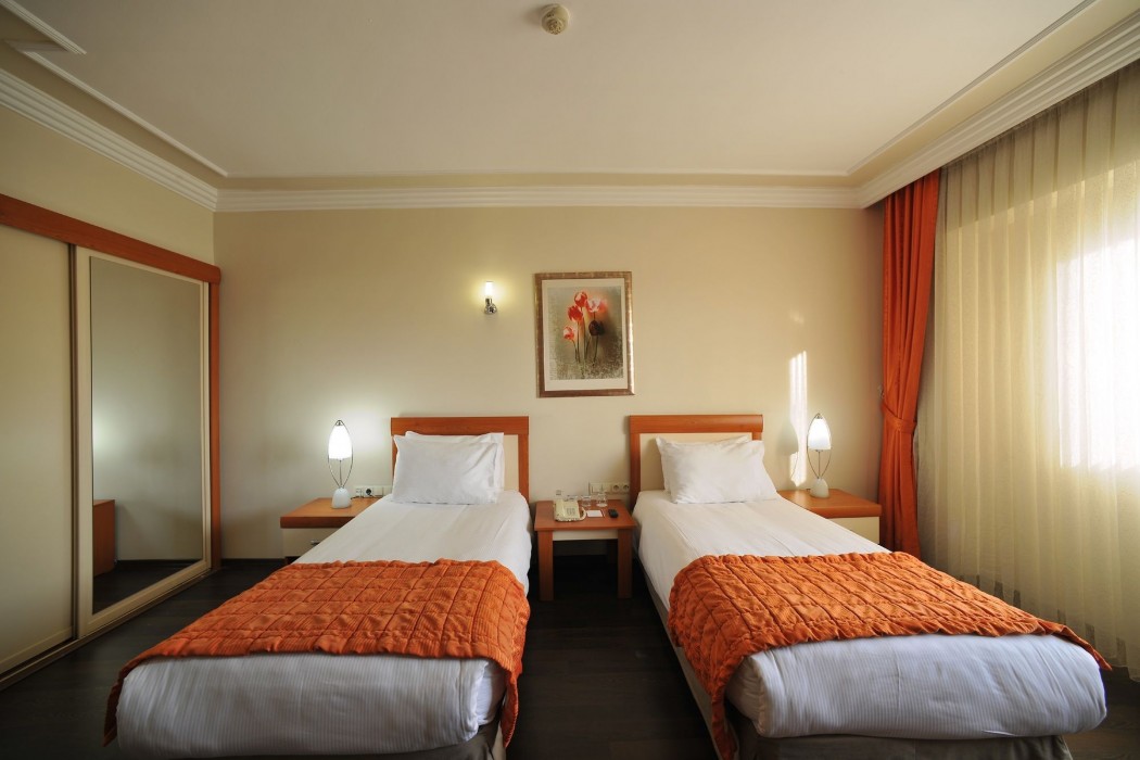 EMIN KOCAK HOTEL 21/75