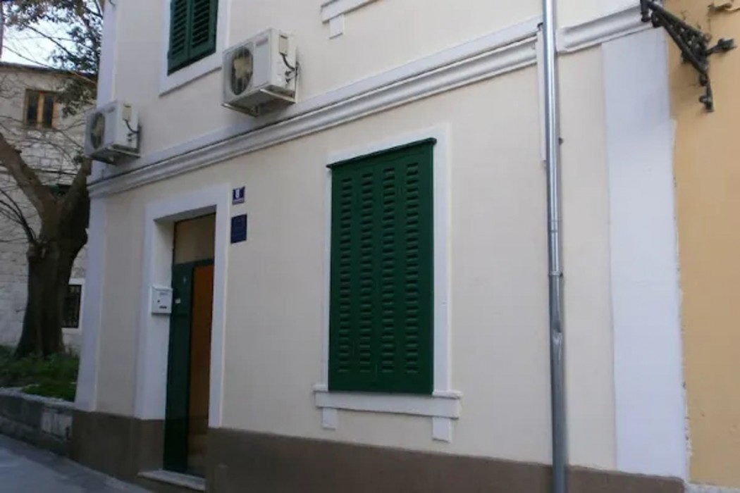 Kuzma Rooms 3/69