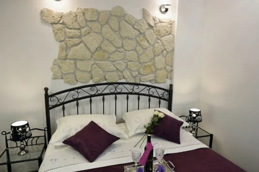 Kuzma Rooms 14/69
