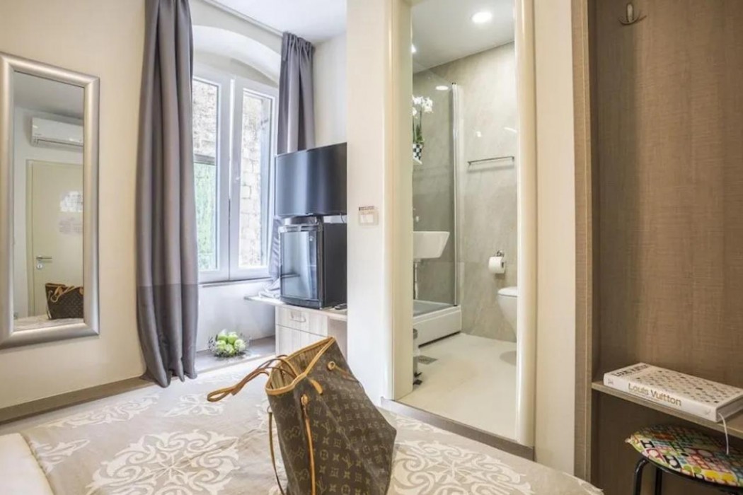 Centro Di Centri Rooms 20/77