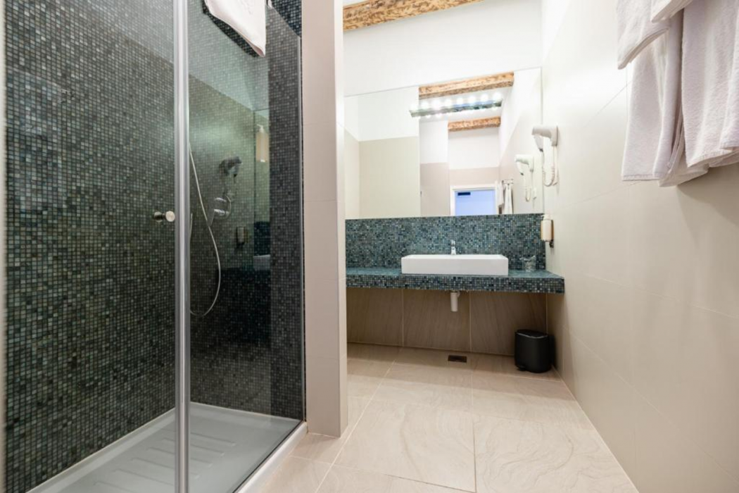 Azur Palace Luxury Rooms 38/82