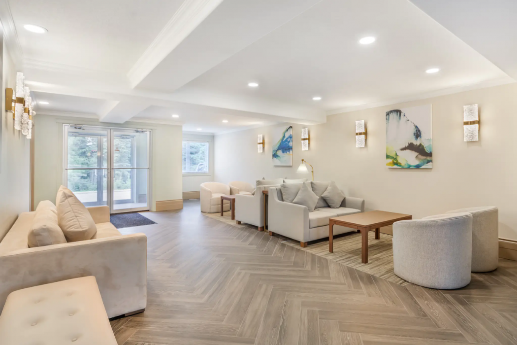 Velora Hinton, an Ascend Hotel Collection 9/27